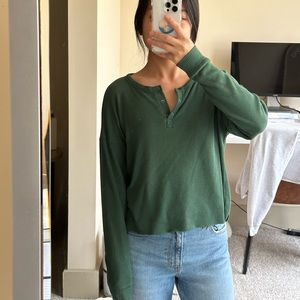 American Eagle Cropped Henley